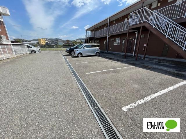 ＲＩＶＥＲＨＩＬＬＹＵＡＳＡⅡ（105） 駐車場