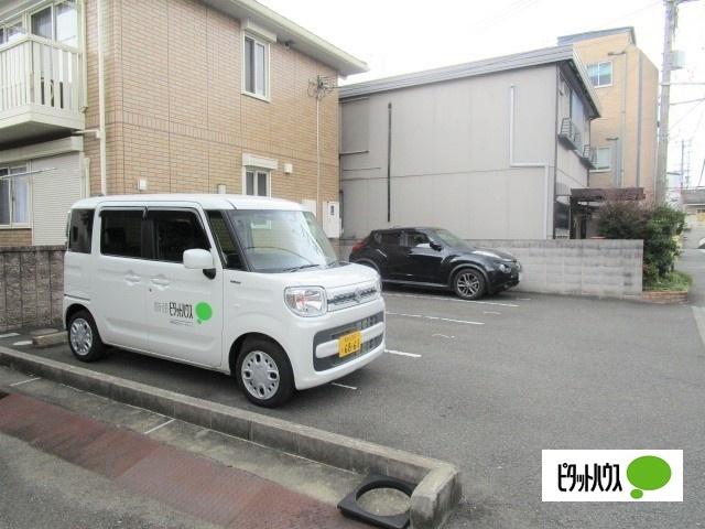 ピーチ荘（202） 駐車場