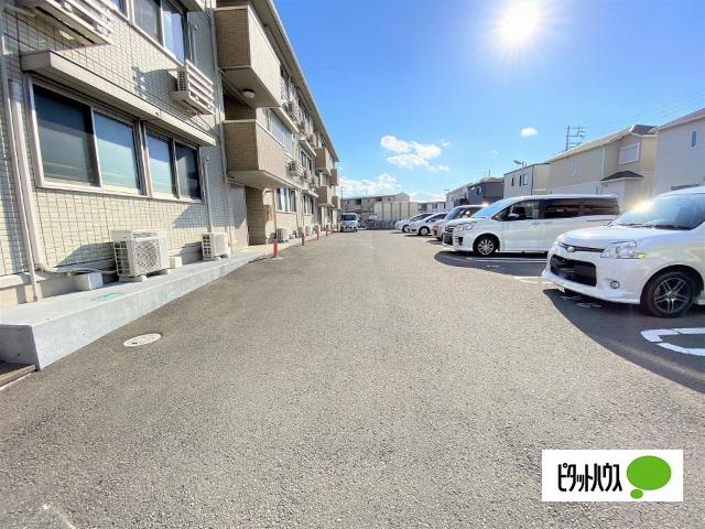 サンライズ加納（106） 駐車場