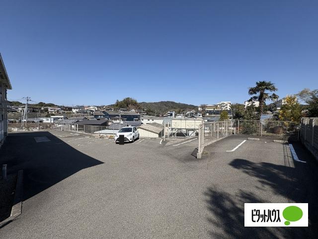 エトワール伏山（201） 駐車場