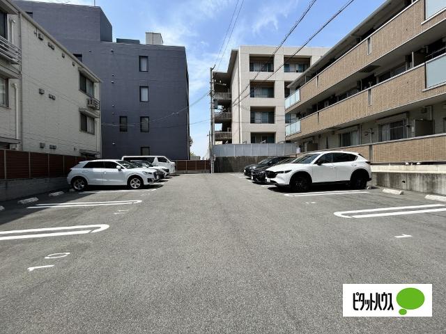 KOCOA TERRACE(ｺｺｱﾃﾗｽ)（203） 駐車場