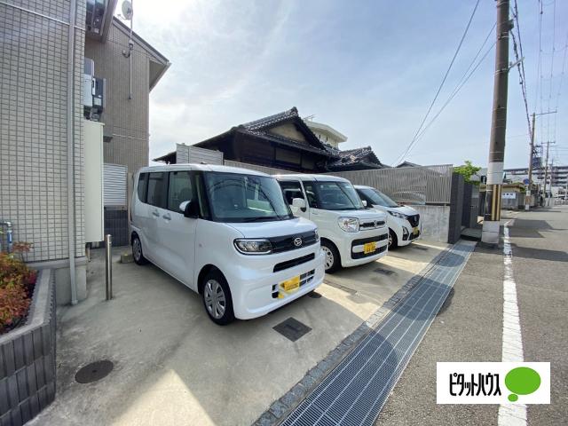 シェソワ坂ノ上（102） 駐車場