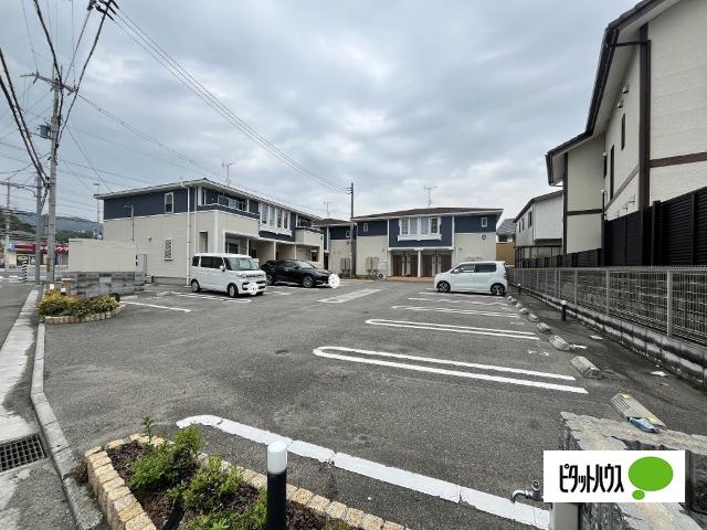 カテュルスフェリスⅠ（201） 駐車場