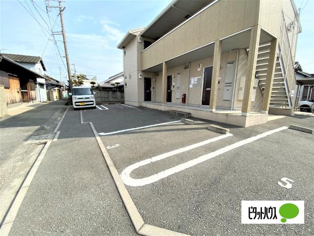 D-room南出島（202） 駐車場