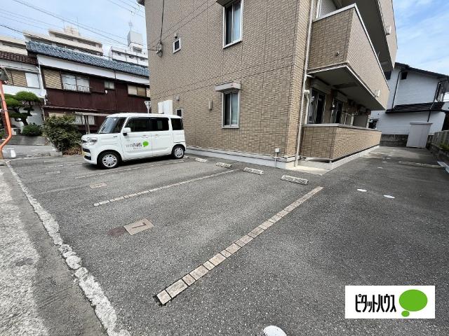 フロレゾン キヒロ（202） 駐車場