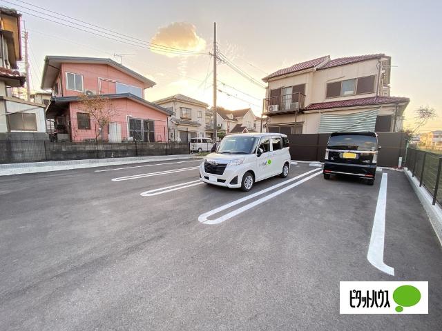サーム・ヴェリテ　Ⅱ（105） 駐車場