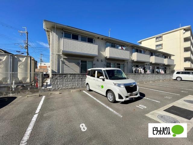 フォレスト コート（202） 駐車場