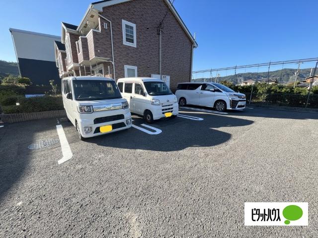シェーネⅠ（202） 駐車場