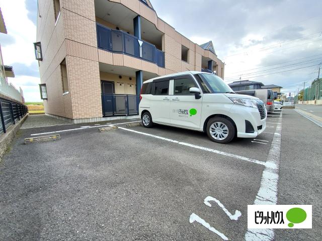 シャランテ橘Ⅱ（203） 駐車場