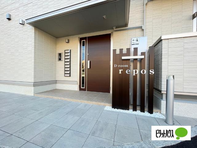 D-room repos（301） エントランス