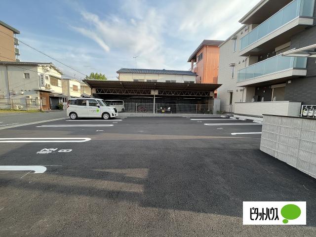 D-room N・KⅡ（202） 駐車場
