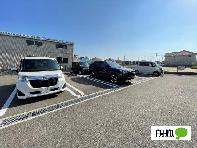 ケーズコート　Ｏ・Ｖ（202） 駐車場