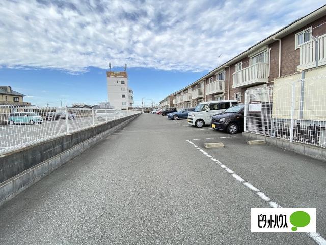 フェリーチェ小雑賀　A棟（A107） 駐車場