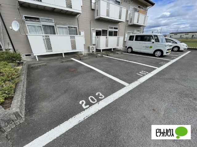 ニューシティＭＯＲＩⅠ（203） 駐車場