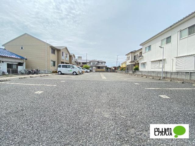 Avance Kei(ｱｳﾞｧﾝｽｹｲ)（102） 駐車場