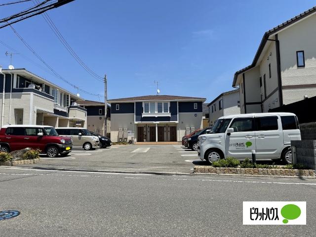 カテュルスフェリスⅢ（101） 駐車場