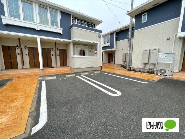 カテュルスフェリスⅢ（101） 駐車場