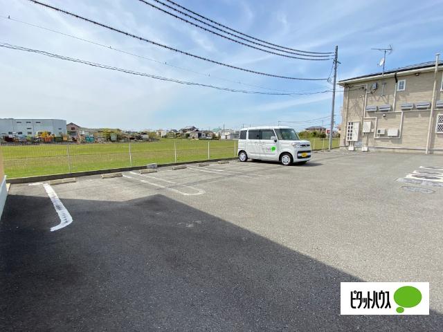 スウィート朝日　Ⅱ（105） 駐車場