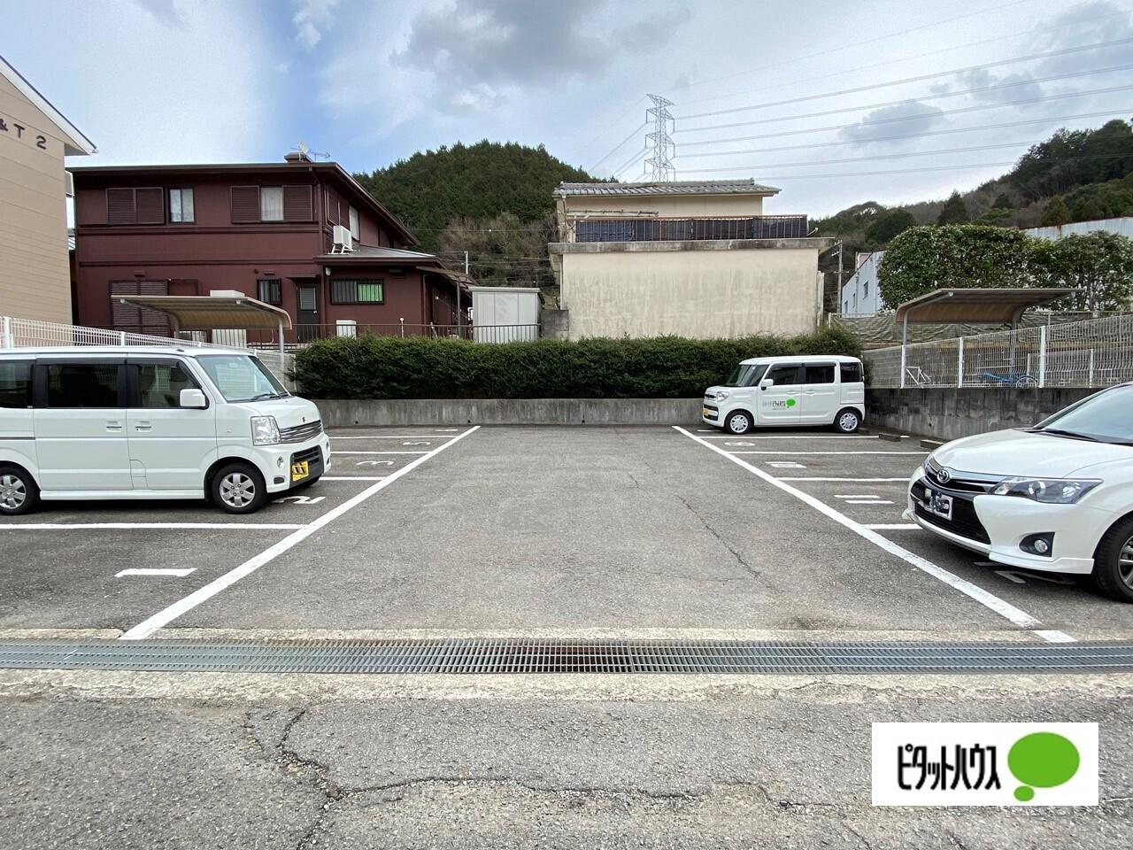 ハイツＴ＆Ｔ２（201） 駐車場