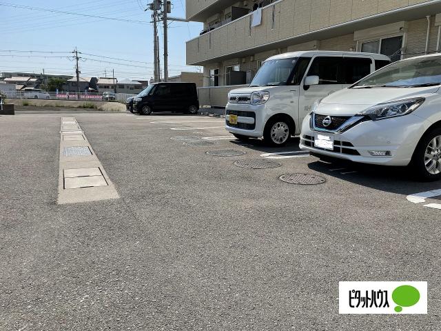 D-room福島（202） 駐車場