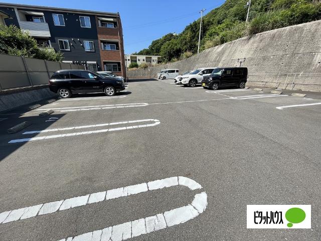 セレノ（103） 駐車場