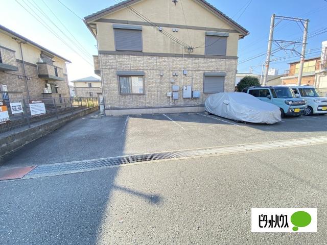 パーチェ寿（205） 駐車場