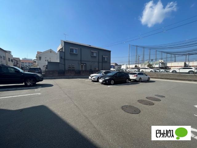 グレイス湊（206） 駐車場
