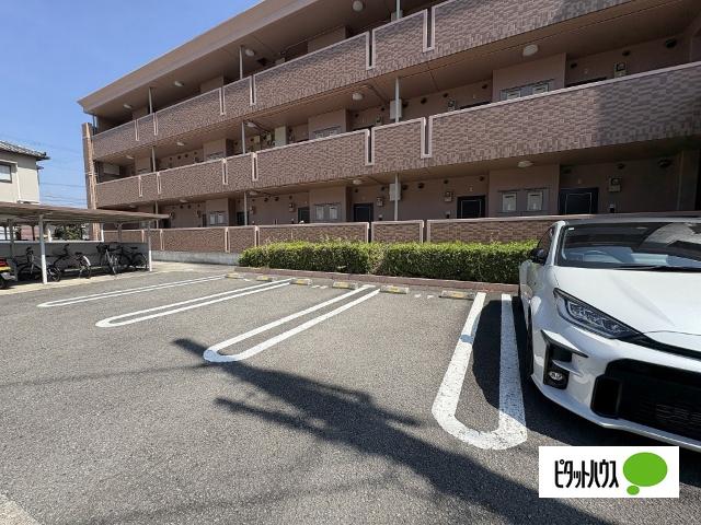 エスプリーク・コヤ（307） 駐車場