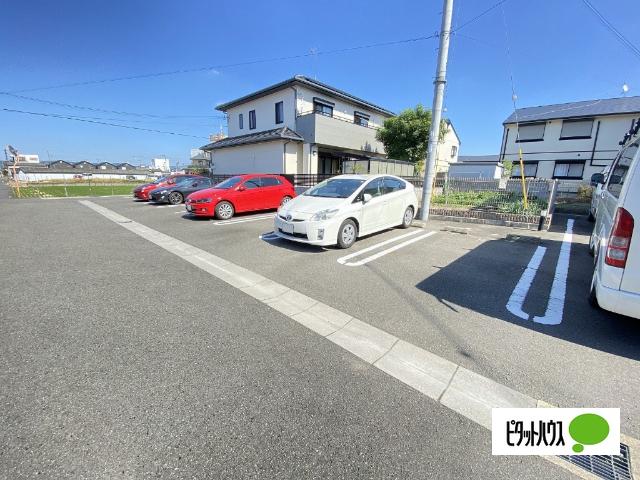 コルテーゼ　Ⅲ（202） 駐車場
