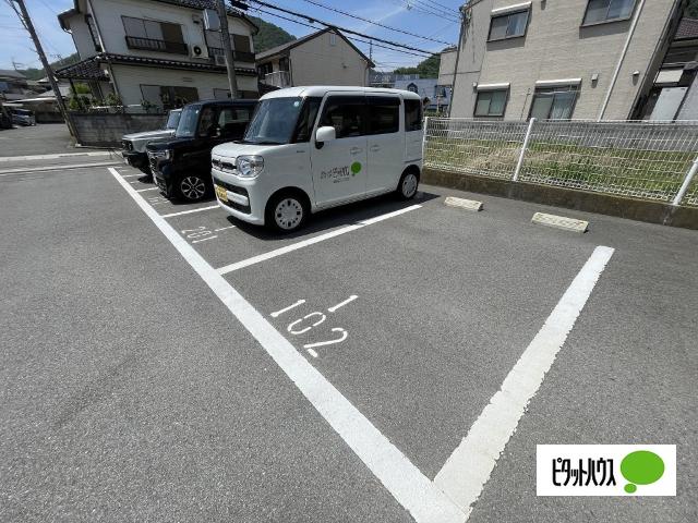 グレイスⅠ（102） 駐車場