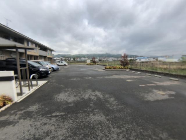 EAST VILLAGE 2015（105） 駐車場
