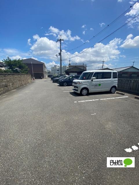 JOY WAVE YAMATO　A棟（A101） 駐車場
