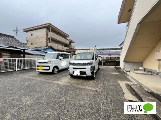 セントプレイス（103） 駐車場