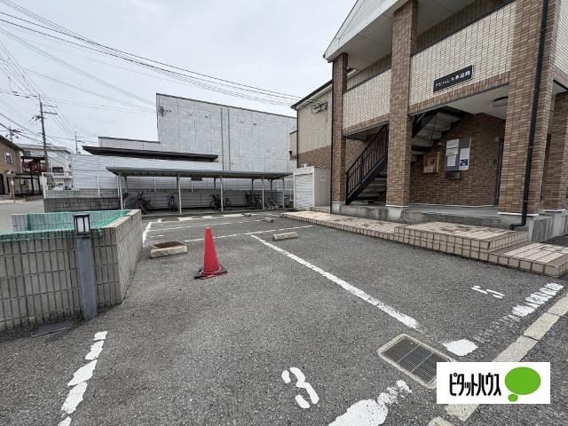 フジパレス水道路（102） エントランス