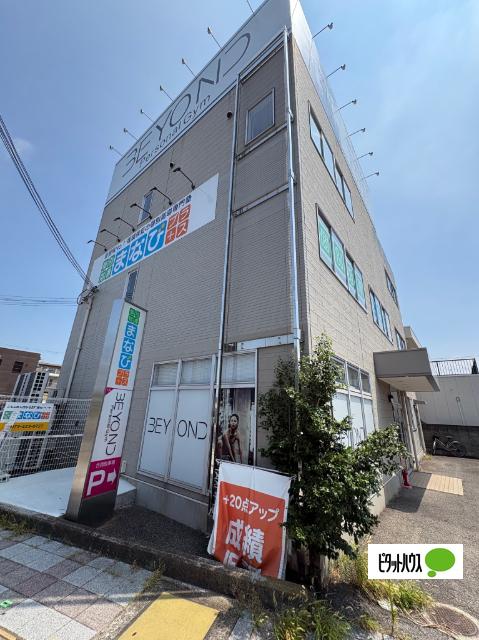 MKビル（3F） エントランス