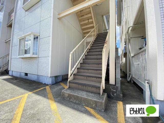 コーポホワイト南出島Ｂ棟（H） エントランス