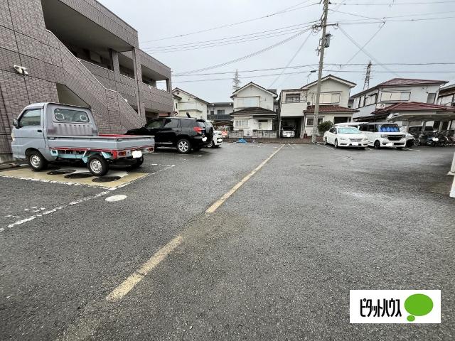 グレイス香陽（102） 駐車場