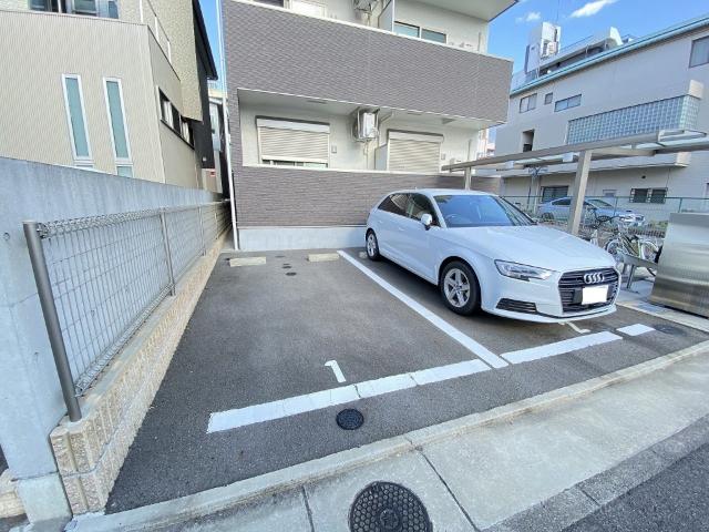 フジパレス新通Ⅱ番館（103） 駐車場