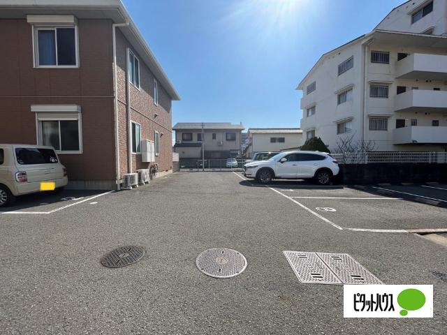 アルコイリス小二里（202） 駐車場