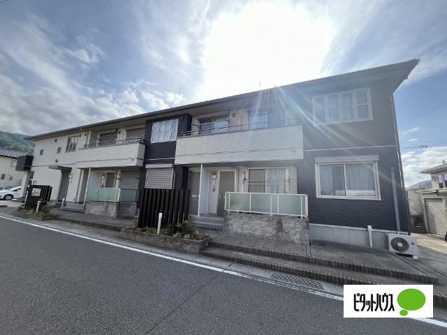 シャーメゾン重根WEST（102） 外観