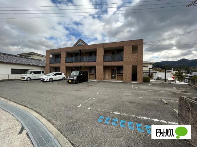 さうすういんぐ（103） 駐車場