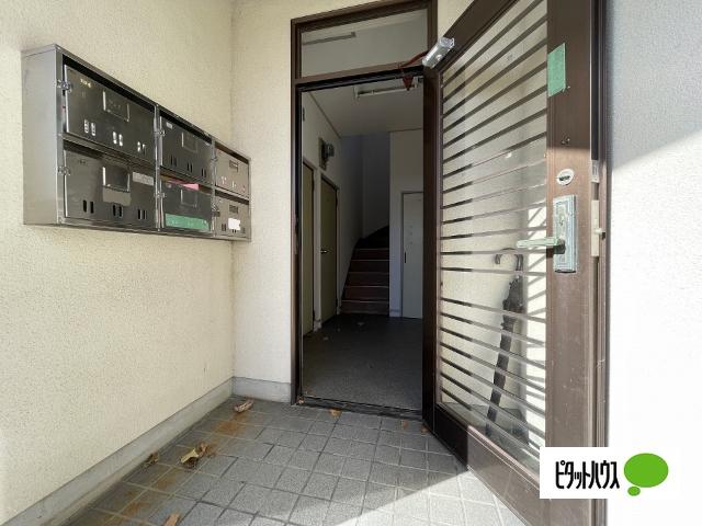 ラビタシオン永井（104） エントランス