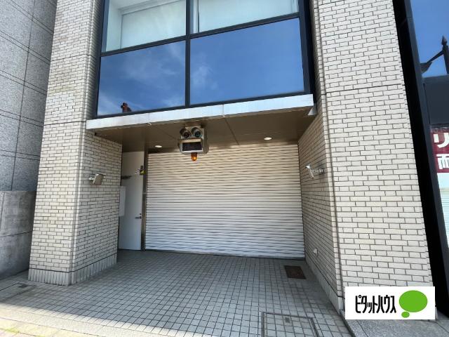 和歌山市三木町中ノ丁事務所 駐車場