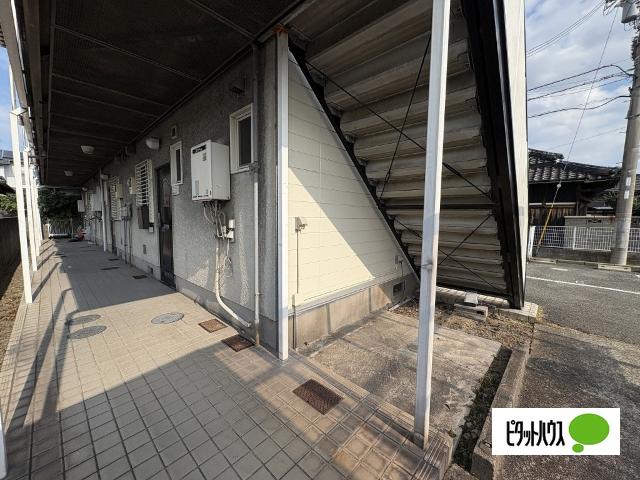 セキワガーデンハウス紀の川（103） エントランス