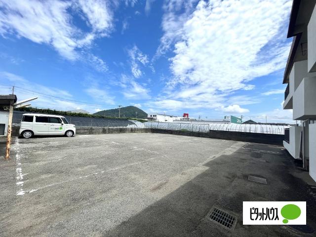 増田マンションB棟（16） 駐車場