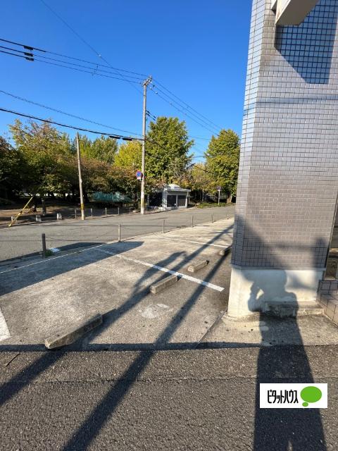 タナカビルテナント（1Ｆ） 駐車場