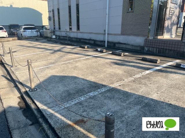 タナカビルテナント（1Ｆ） 駐車場