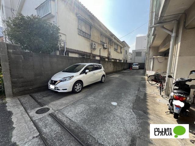 エスポワール駕町（202） 駐車場