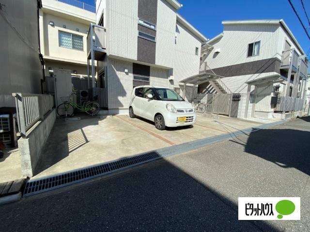 垣本ハイツⅣ（102） 駐車場