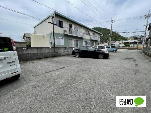 コスモ栄谷　210号（-） 駐車場